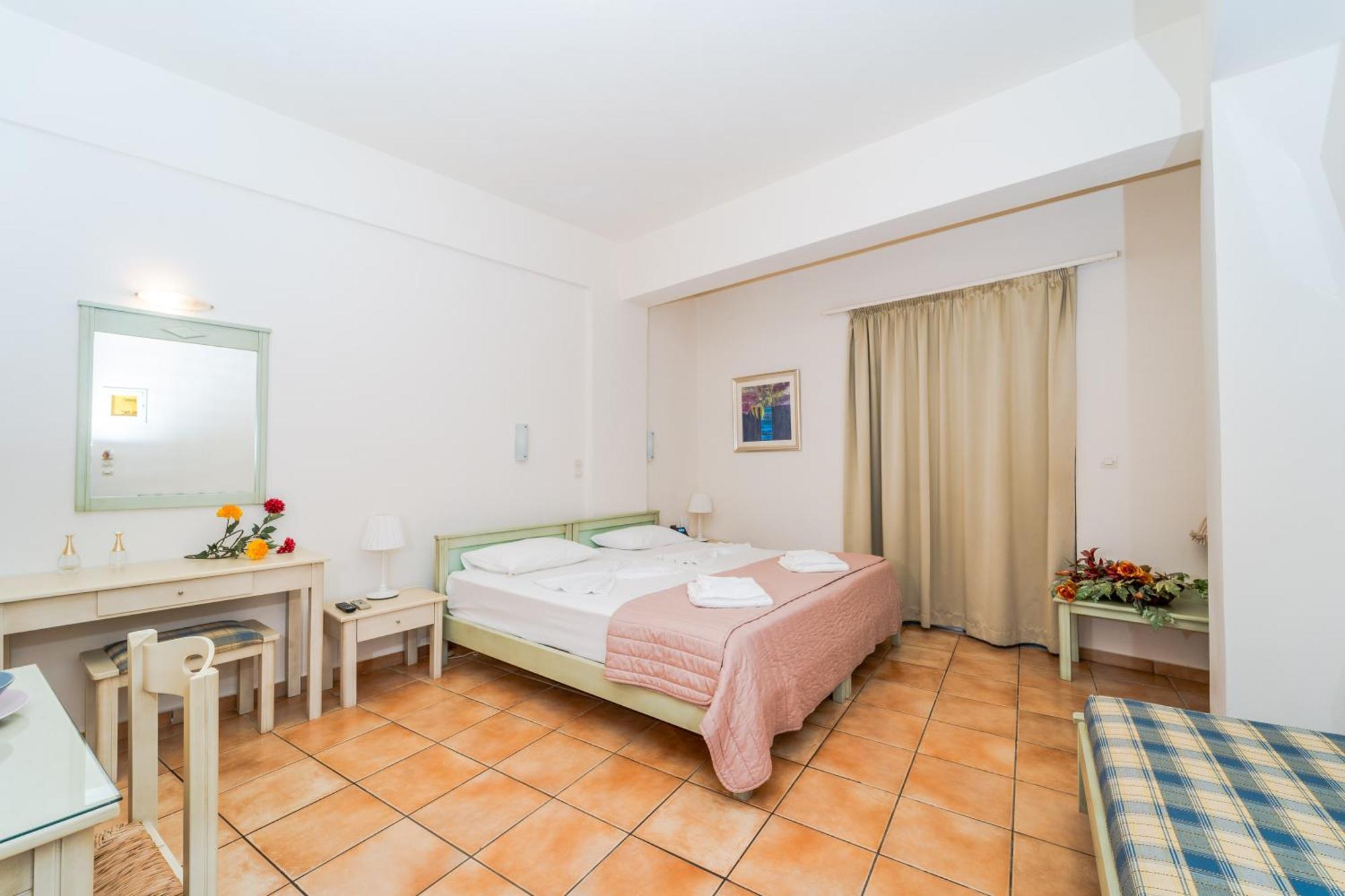 Melina Beach Aparthotel Platanias  Exterior photo